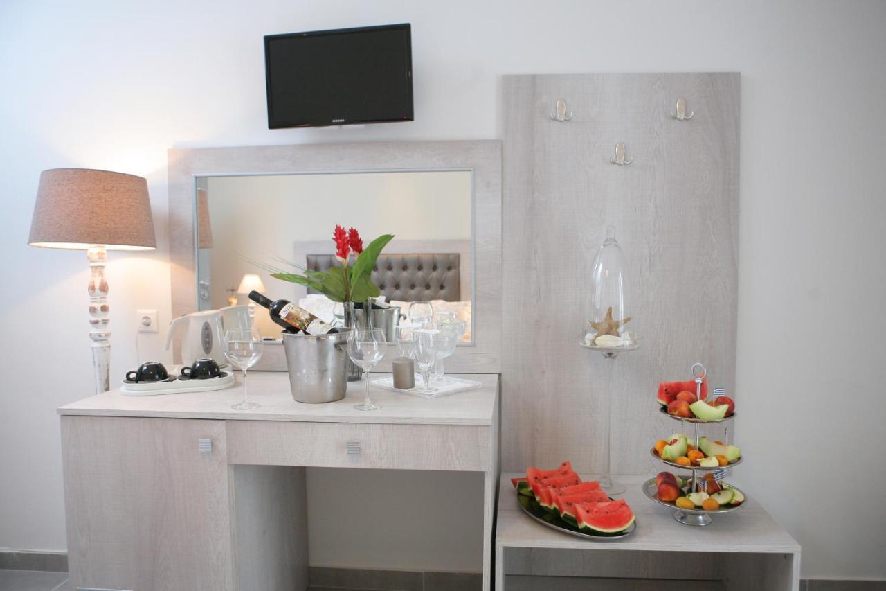 Aqua Mare Hotel Nea Kallikrateia ภายนอก รูปภาพ